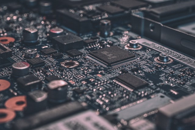 Leiterplatte — das Mooresche Gesetz als Geschäftsmodell